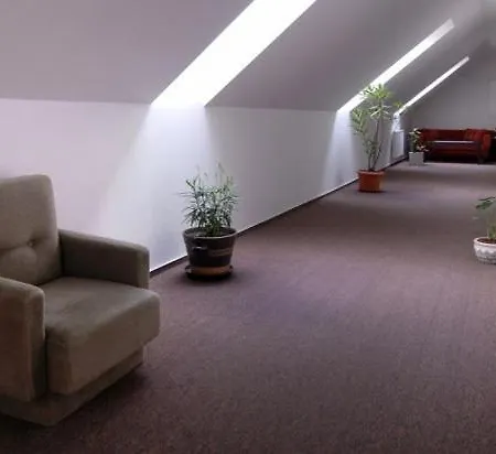 Hotel Valaskuv Grunt