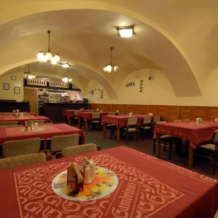Hotel Valaskuv Grunt 3*